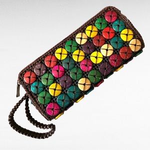 NWOT Wristlet Woven with Multi-color Wooden Discs